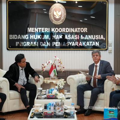Menko Menerima audiensi Kedutaan Besar Palestina perihal Medical Emergency Rescue Committee (MER-C)